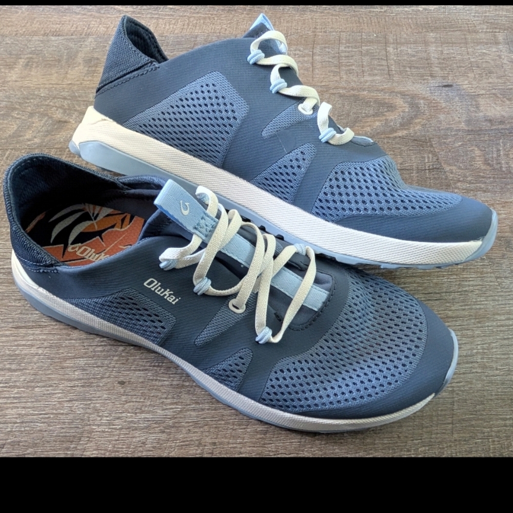 Olukai Wailuku Sneakers Size 9.5